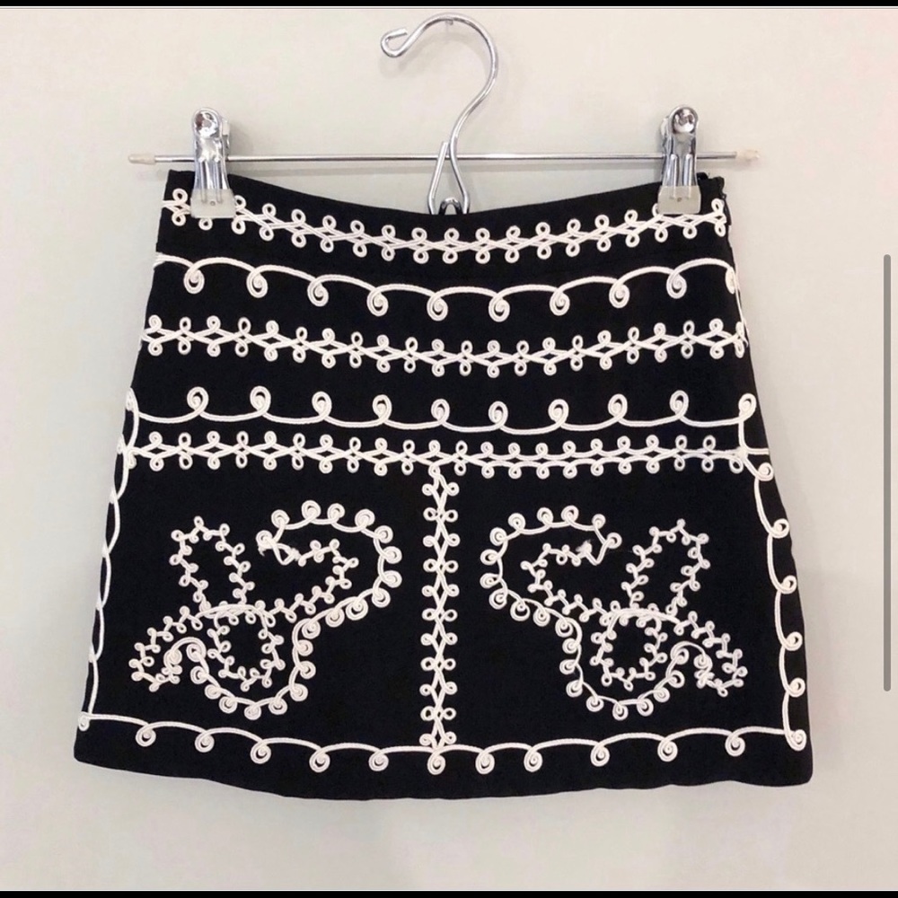 LF skirt